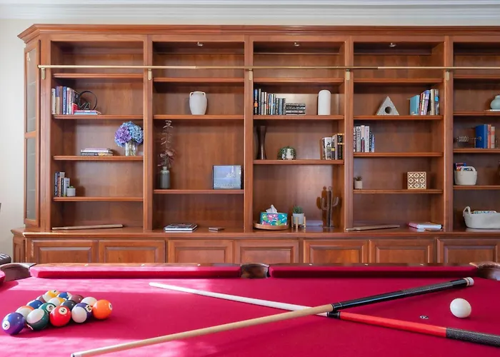 Pool & Outdoor Fireplace Bbq Pool Table *