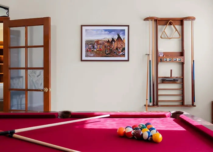 Pool & Outdoor Fireplace Bbq Pool Table Сasa de vacaciones Goodyear