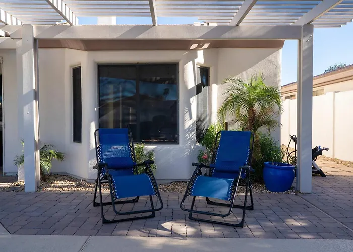 Pool & Outdoor Fireplace Bbq Pool Table Сasa de vacaciones Goodyear